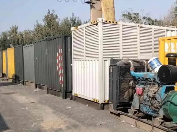 都兰200KW柴油发电机机组每小时油耗是多少？